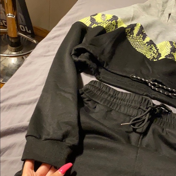 Snake print Set size small - Picture 2 of 11